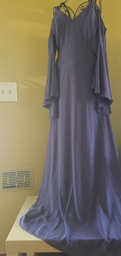 Lulus dress🌷 - Picture 2 of 7